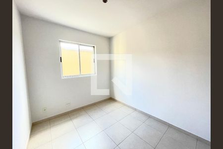 Quarto  de apartamento à venda com 2 quartos, 69m² em Morro do Confisco, Contagem