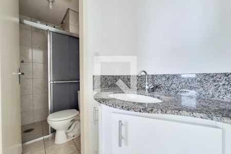 Banheiro de apartamento para alugar com 1 quarto, 35m² em Centro, São José dos Campos