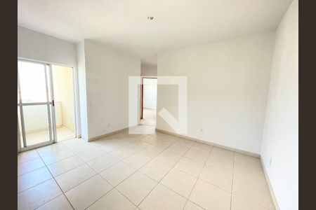 Sala de apartamento à venda com 2 quartos, 52m² em Morro do Confisco, Contagem