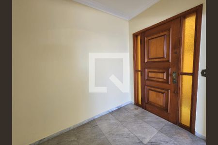 Casa à venda com 4 quartos, 300m² em Jardim Leonor, São Paulo