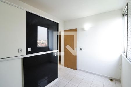 Quarto 2 de apartamento para alugar com 2 quartos, 60m² em Vila Celeste, São Paulo