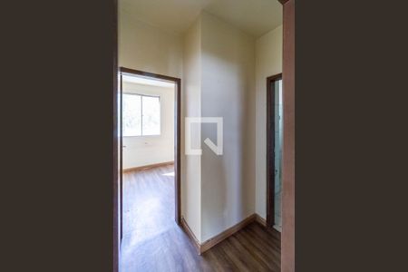 Corredor de apartamento para alugar com 2 quartos, 60m² em Alípio de Melo, Belo Horizonte