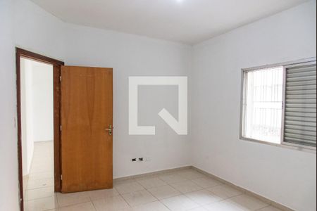 Quarto 1 de casa para alugar com 2 quartos, 70m² em Vila Monumento, São Paulo