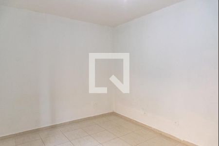 Quarto 1 de casa para alugar com 2 quartos, 70m² em Vila Monumento, São Paulo