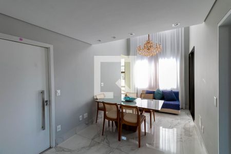 Sala de apartamento à venda com 3 quartos, 214m² em Sagrada Família, Belo Horizonte