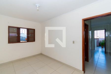 Quarto 2 de casa para alugar com 2 quartos, 80m² em Parque Sao Rafael, São Paulo