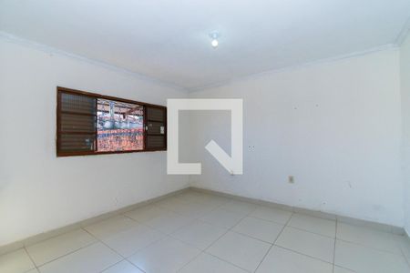 Quarto 1 de casa para alugar com 2 quartos, 80m² em Parque Sao Rafael, São Paulo