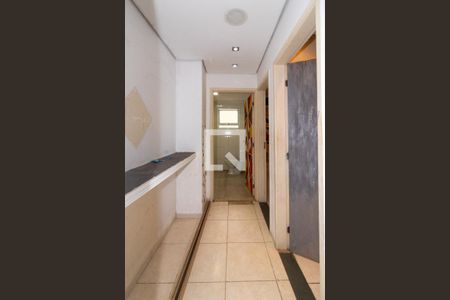Corredor de apartamento para alugar com 2 quartos, 45m² em Jardim Arco-iris, Cotia
