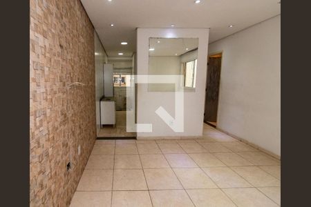 Sala de apartamento para alugar com 2 quartos, 45m² em Jardim Arco-iris, Cotia