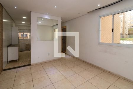 Sala de apartamento para alugar com 2 quartos, 45m² em Jardim Arco-iris, Cotia