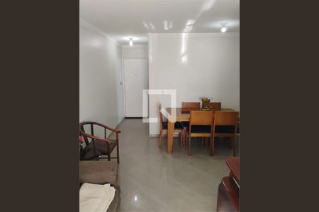 Apartamento à venda com 2 quartos, 58m² em Vila Carmosina, São Paulo