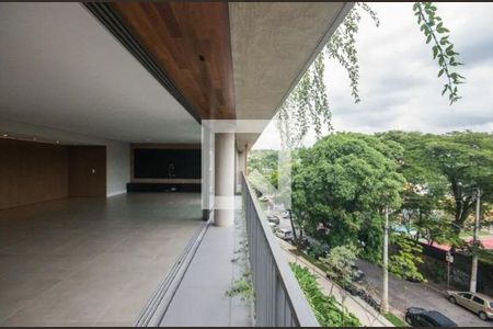 Apartamento à venda com 3 quartos, 252m² em Cidade Jardim, São Paulo