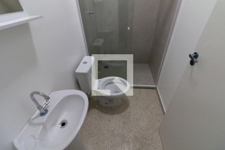 Banheiro de apartamento para alugar com 1 quarto, 22m² em Vila Antonio, São Paulo