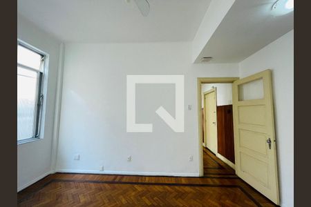 Sala de apartamento para alugar com 2 quartos, 58m² em Centro, Rio de Janeiro