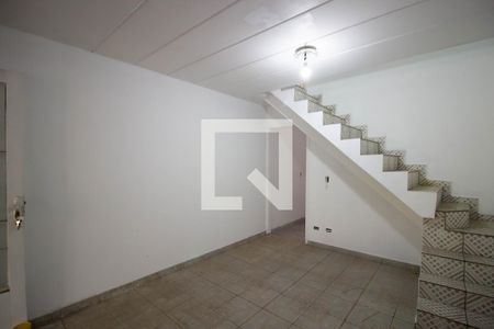 Sala de casa de condomínio à venda com 2 quartos, 90m² em Jardim Helena, São Paulo
