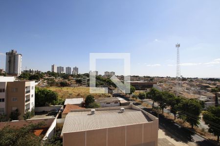 Vista do Quarto de apartamento para alugar com 2 quartos, 56m² em Vila Rosa, Goiânia