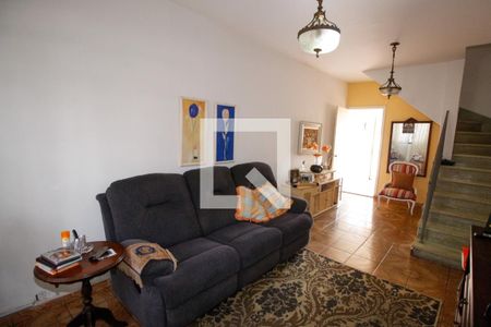 Sala de casa para alugar com 2 quartos, 109m² em Vila Sônia, São Paulo