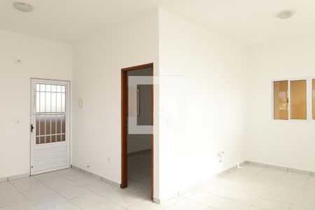 Sala e cozinha de apartamento para alugar com 1 quarto, 35m² em Jardim Lideranca, São Paulo