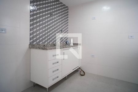 Cozinha  de apartamento para alugar com 2 quartos, 34m² em Cidade Líder, São Paulo