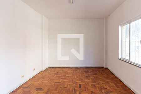 Apartamento à venda com 74m², 1 quarto e 1 vagaSala