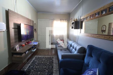 Sala de casa de condomínio à venda com 2 quartos, 48m² em São José, Canoas
