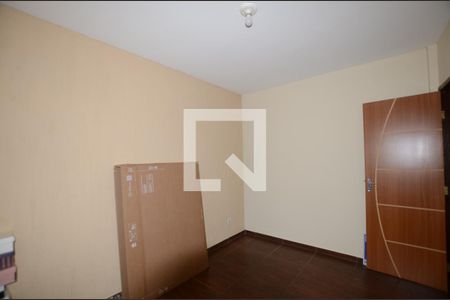 Quarto 1 de apartamento para alugar com 2 quartos, 60m² em Marechal Hermes, Rio de Janeiro