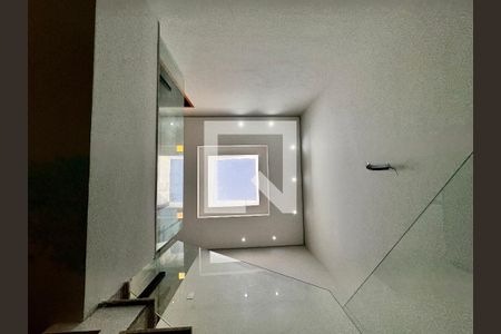 Detalhe sala de casa à venda com 3 quartos, 150m² em Parque Oratorio, Santo André