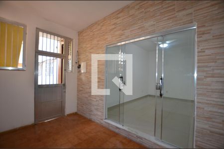 Varanda da Sala de casa para alugar com 2 quartos, 79m² em Vista Alegre, Rio de Janeiro