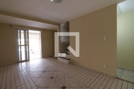Sala de casa para alugar com 2 quartos, 150m² em Jardim José Sampaio Júnior, Ribeirão Preto