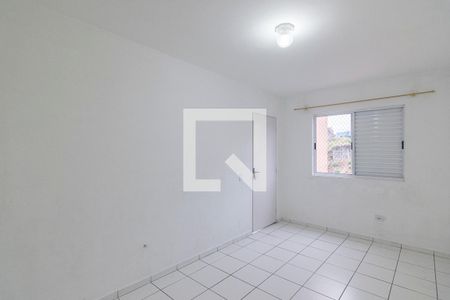 Quarto 2 de apartamento para alugar com 2 quartos, 42m² em Jardim Ipanema, Santo André