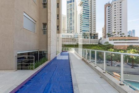 Apartamento à venda com 68m², 2 quartos e 2 vagas Apartamento à venda com 68m², 2 quartos e 2 vagasPiscina