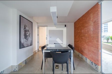 Apartamento à venda com 68m², 2 quartos e 2 vagas Apartamento à venda com 68m², 2 quartos e 2 vagasHome office