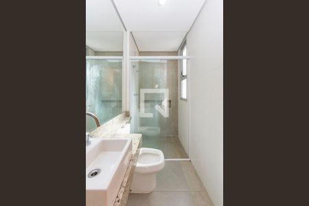 Apartamento à venda com 68m², 2 quartos e 2 vagas Apartamento à venda com 68m², 2 quartos e 2 vagasBanheiro Social