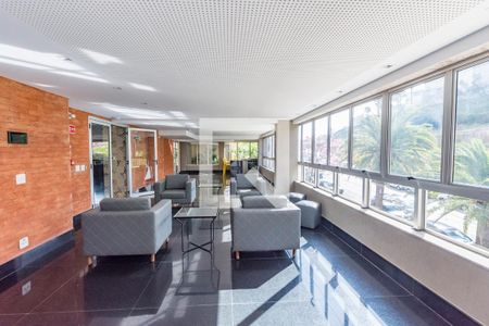 Apartamento à venda com 68m², 2 quartos e 2 vagas Apartamento à venda com 68m², 2 quartos e 2 vagasÁrea comum - Salão de festas