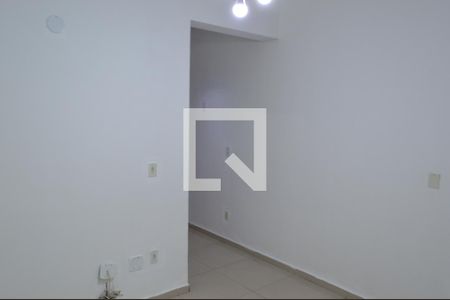 Sala de casa de condomínio para alugar com 3 quartos, 160m² em Taquara, Rio de Janeiro
