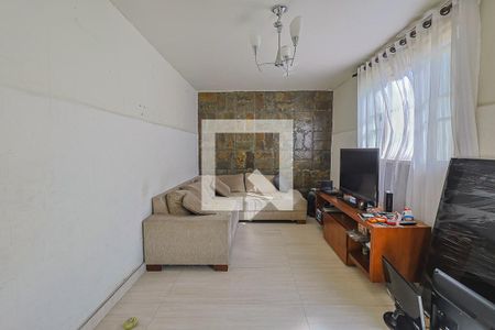 Sala de casa à venda com 2 quartos, 99m² em Renascença, Belo Horizonte