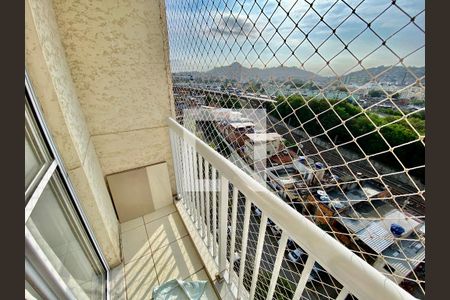 Sacada de apartamento à venda com 2 quartos, 44m² em Engenho de Dentro, Rio de Janeiro