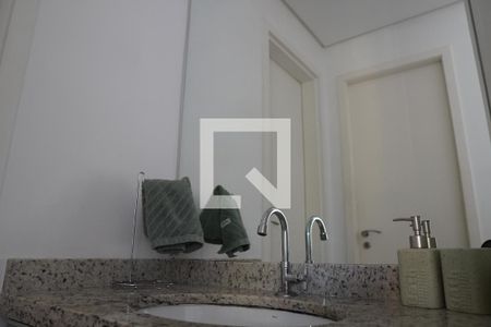 Banheiro de apartamento para alugar com 1 quarto, 38m² em Vila Suzana, São Paulo