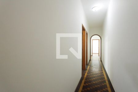Corredor de apartamento à venda com 3 quartos, 70m² em Floresta, Porto Alegre