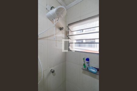 Banheiro Suíte 1 de casa de condomínio à venda com 2 quartos, 62m² em Vila Uniao (zona Leste), São Paulo