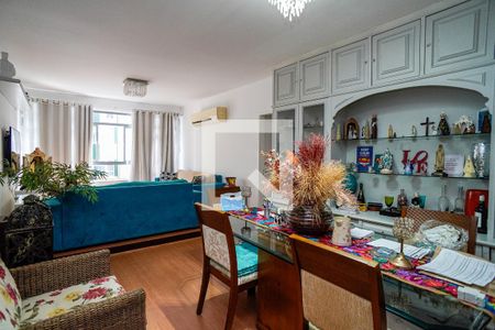 Sala de apartamento à venda com 3 quartos, 174m² em Icaraí, Niterói