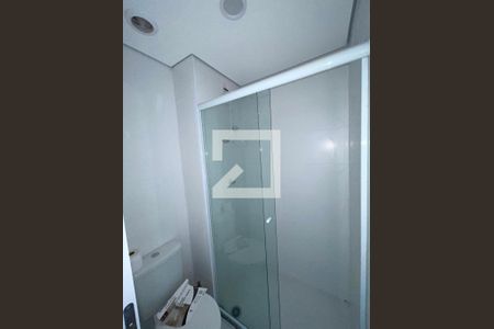 Banheiro de apartamento para alugar com 1 quarto, 31m² em Butantã, São Paulo
