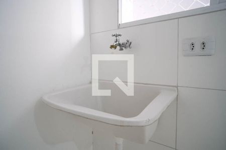 Sala/Cozinha/Área de serviço de apartamento para alugar com 2 quartos, 38m² em Jardim Maringa, São Paulo