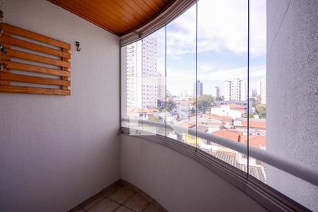 Sacada de apartamento à venda com 2 quartos, 65m² em Vila Gumercindo, São Paulo