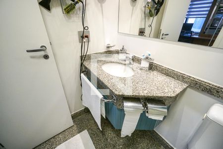 Banheiro de kitnet/studio à venda com 1 quarto, 29m² em Tatuapé, São Paulo
