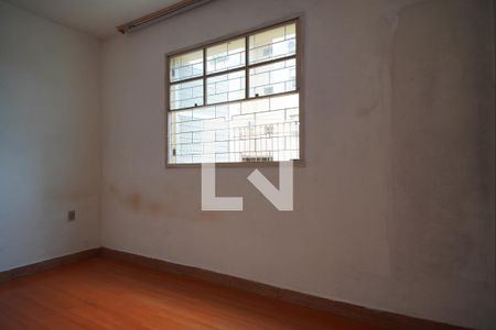 Quarto 2 de apartamento para alugar com 2 quartos, 52m² em Santa Rosa de Lima, Porto Alegre