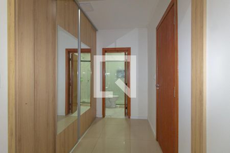 Closet da suíte de casa para alugar com 3 quartos, 200m² em Estância Velha, Canoas