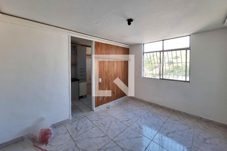 Sala de apartamento para alugar com 2 quartos, 50m² em Santa Rosa, Niterói