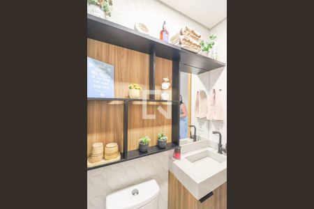 Apartamento à venda com 53m², 2 quartos e 1 vaga Apartamento à venda com 53m², 2 quartos e 1 vagaBanheiro