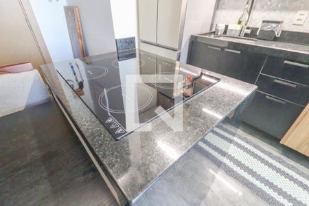 Apartamento à venda com 53m², 2 quartos e 1 vaga Apartamento à venda com 53m², 2 quartos e 1 vagaCozinha e Área de Serviço